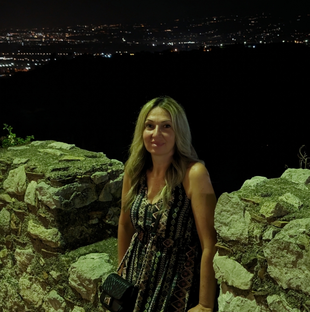Meet your Posher, Antonella